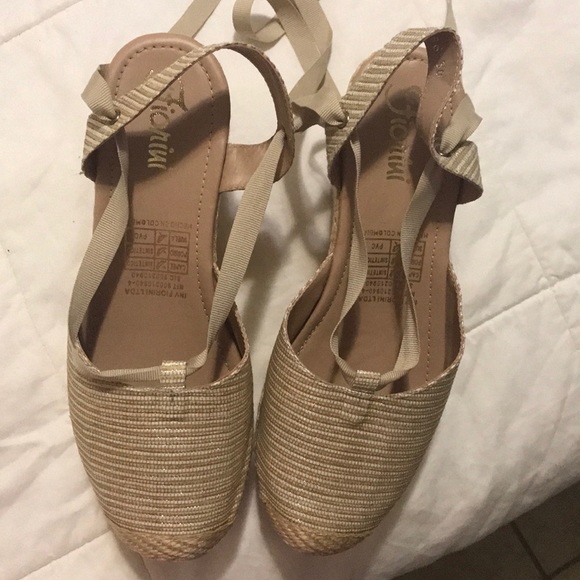 Wedges beige NEW - Picture 4 of 6